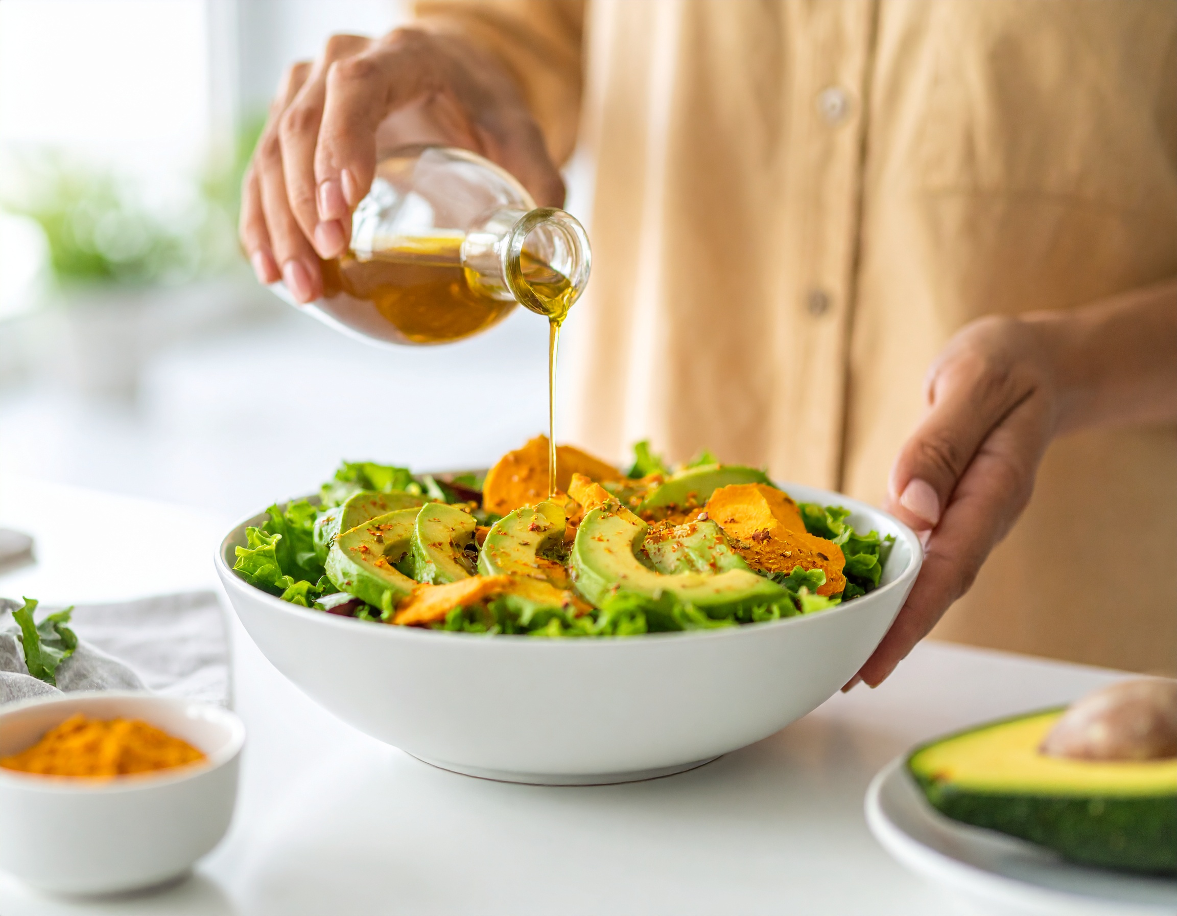Alimentationjpg Salade fraîche avec avocat et vinaigrette maison.