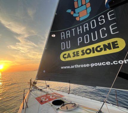 Voilier Anatole partenariat Arthrose du Pouce